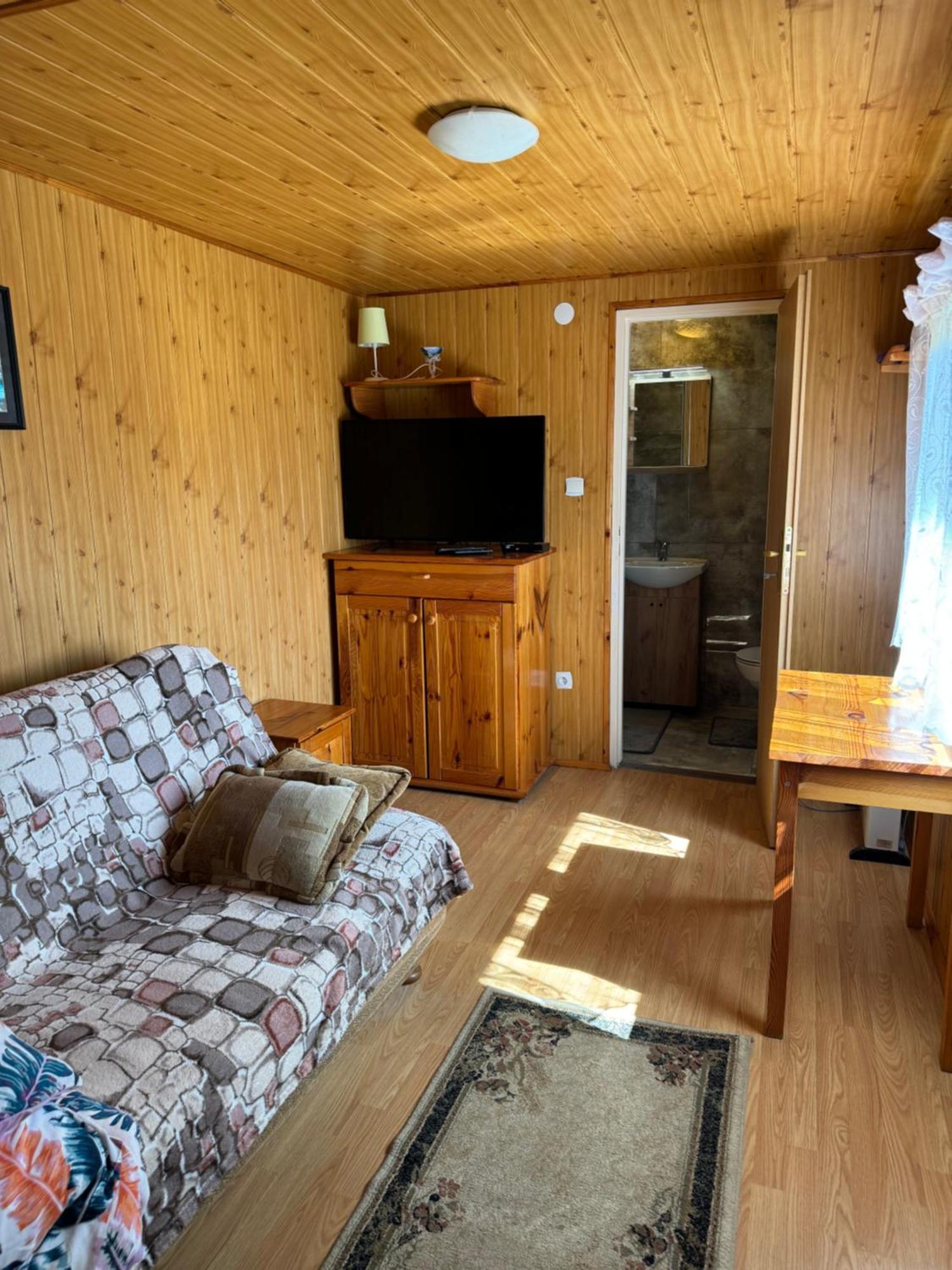 Domki Zewa Orelec Exteriör bild